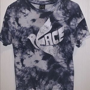 Cute peace tie-dye top